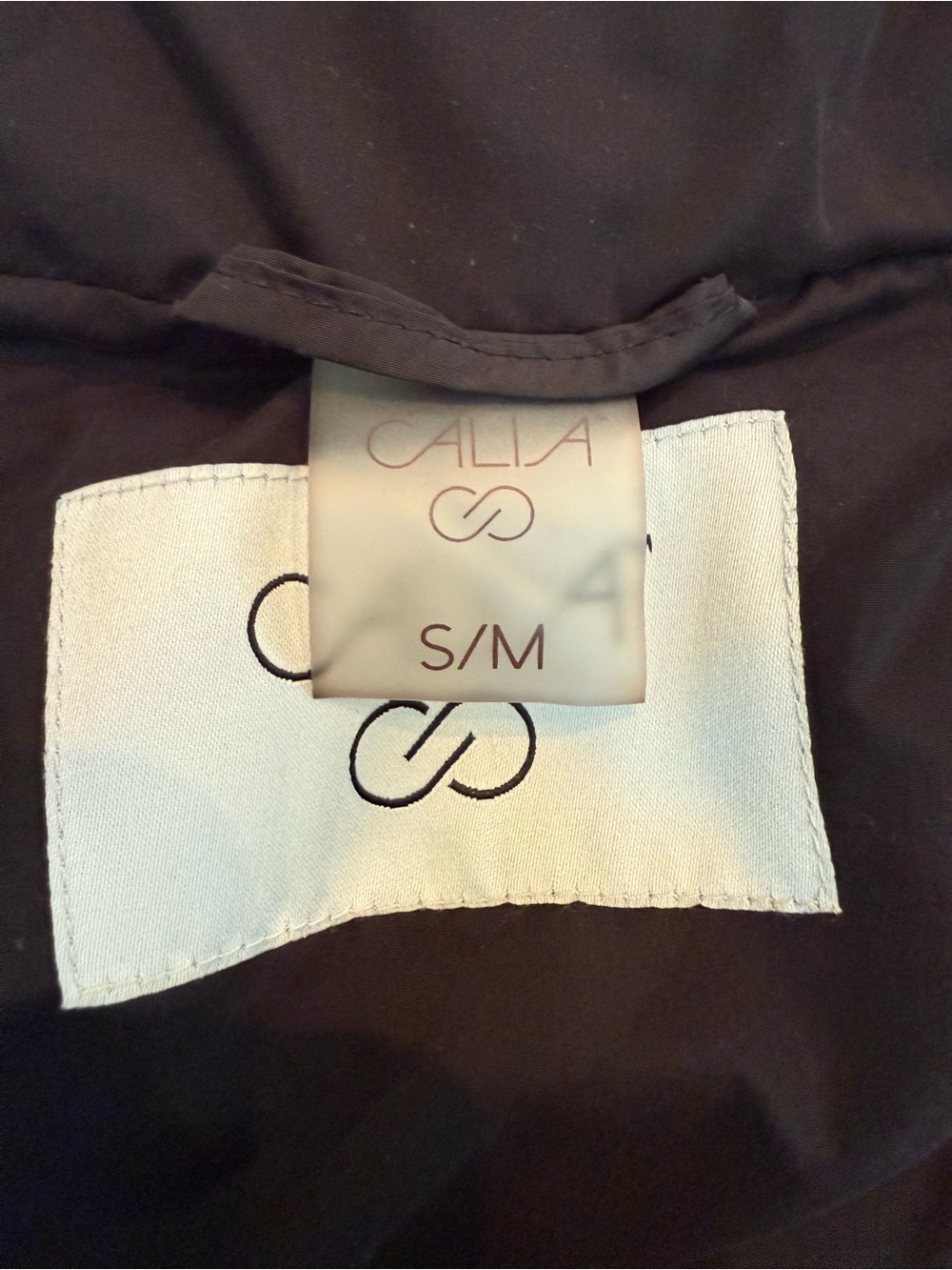 Calla Black Puffer Vest Size S/M EUC - Picture 8 of 10
